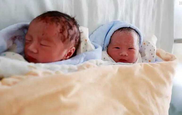 北京现代也有代孕吗-高龄试管婴儿自卵和高龄供卵哪个好。